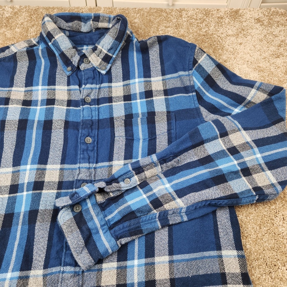 American Eagle Mens Blue Plaid Flannel Shirt Long Sleeve Button Down Size M